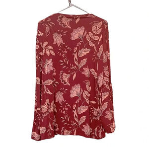 2x Reitman’s long sleeve top